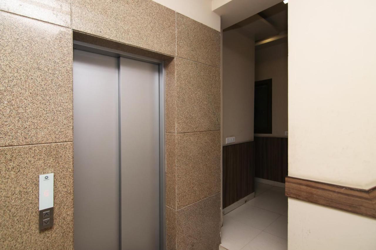 Hotel Merry Gold Nueva Delhi Exterior foto
