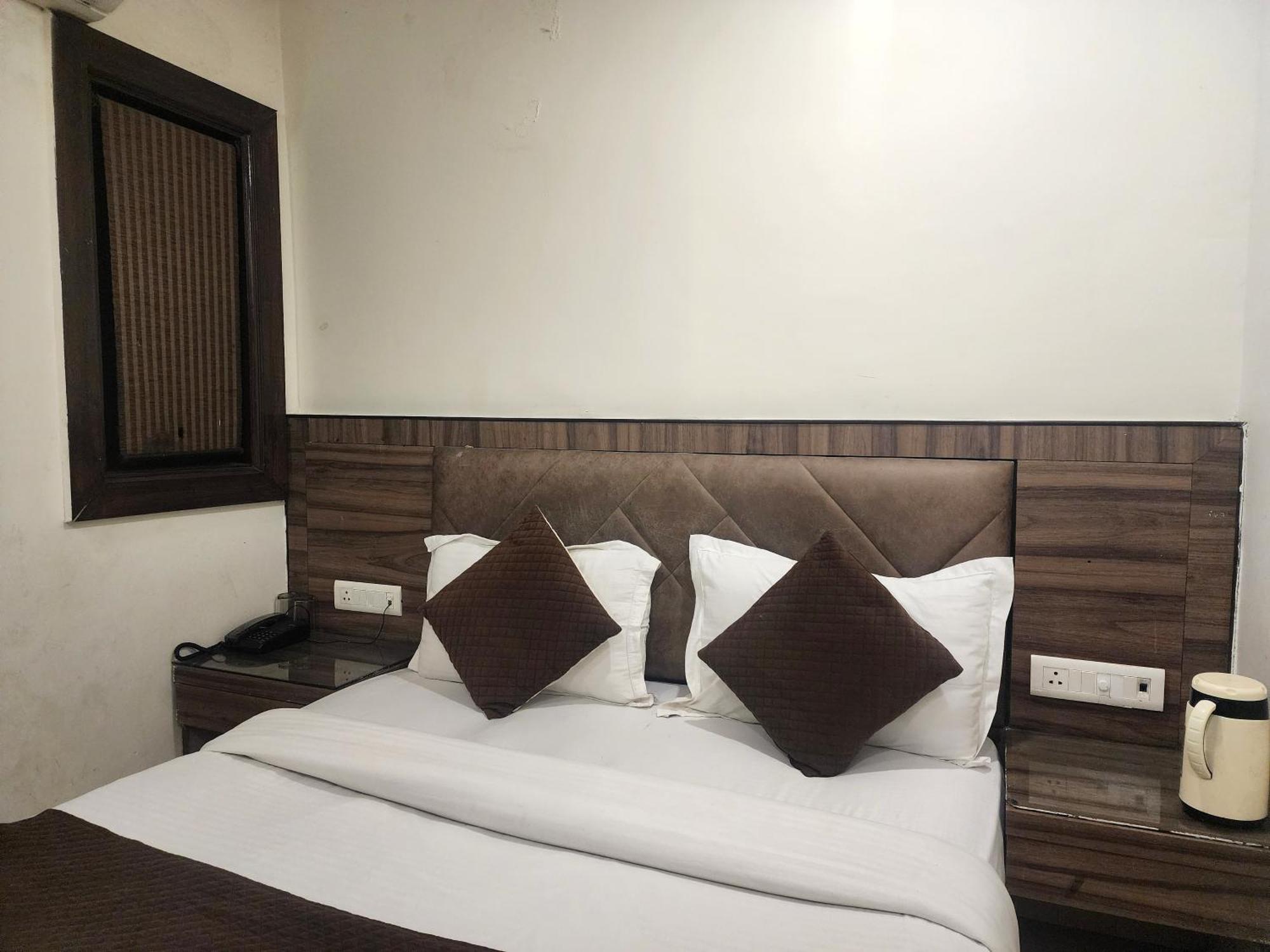 Hotel Merry Gold Nueva Delhi Exterior foto