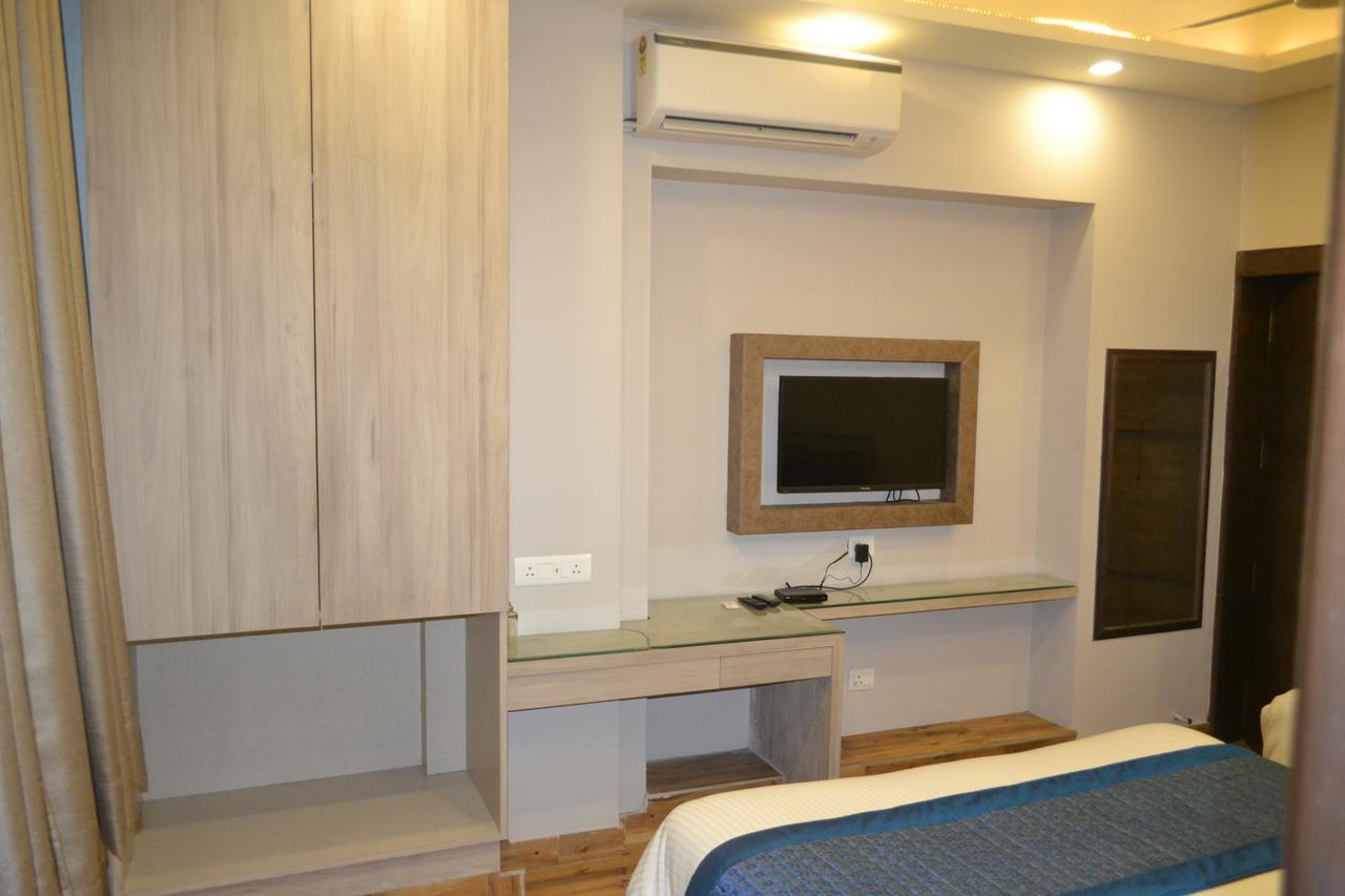 Hotel Merry Gold Nueva Delhi Exterior foto